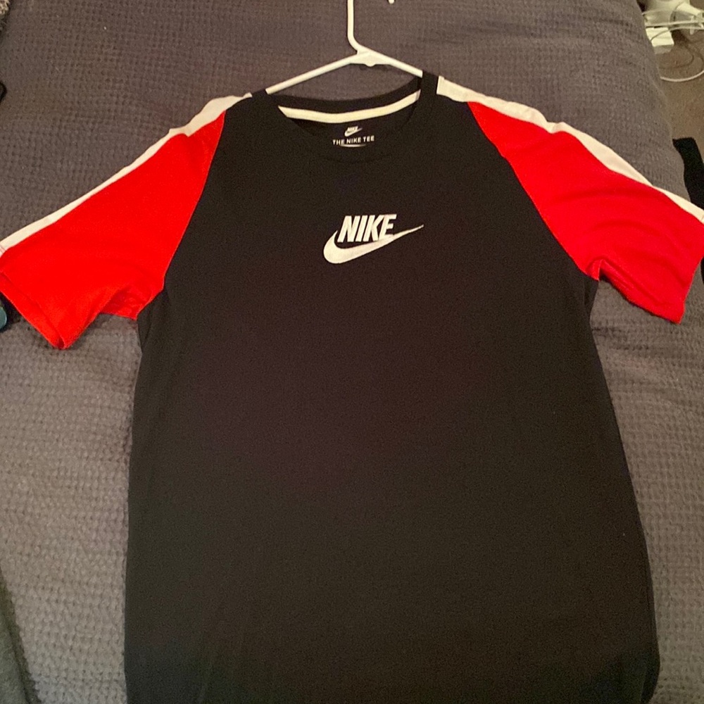 Nike T-shirt